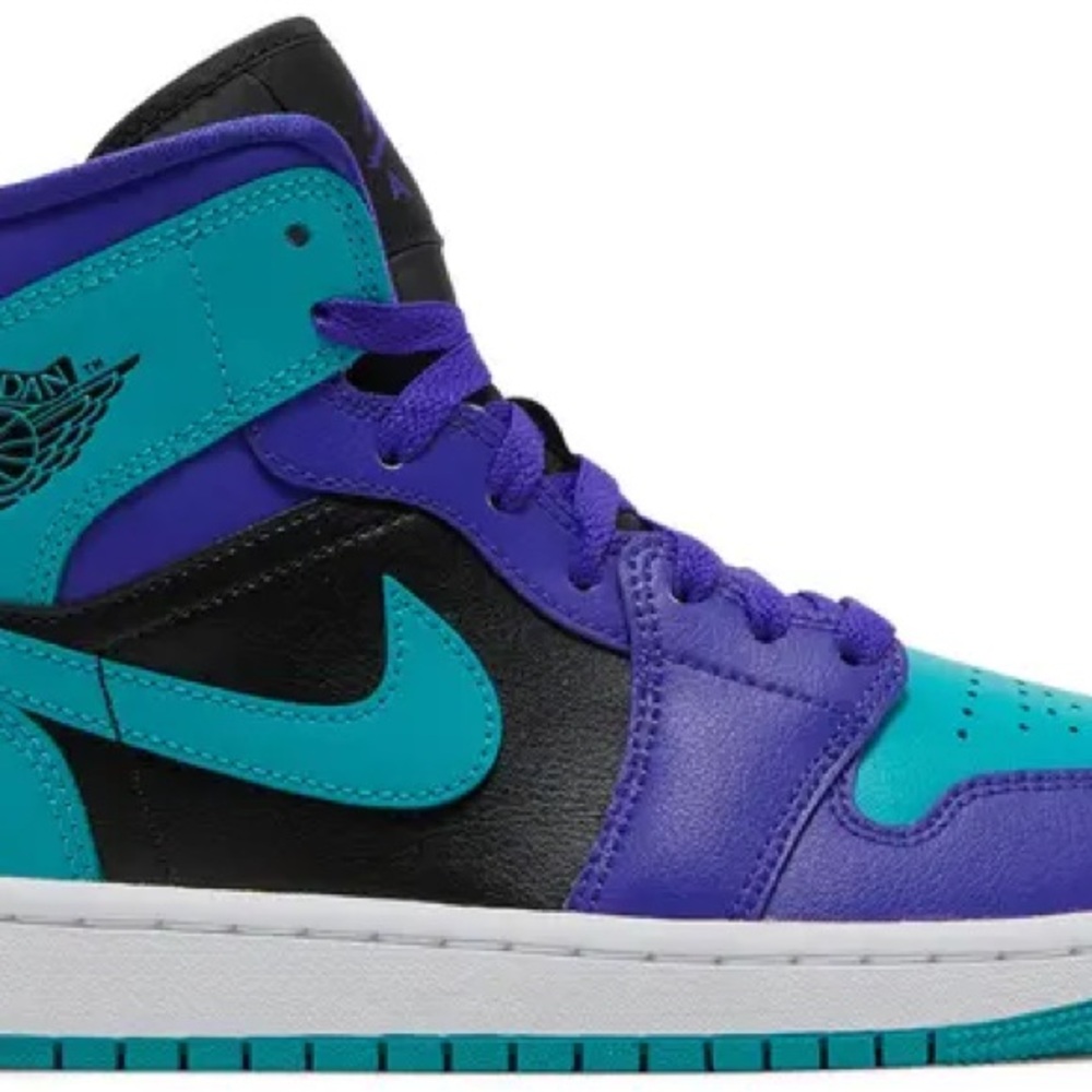 Jordan Air Jordan 1 Mid in Dark Concord and New Emerald